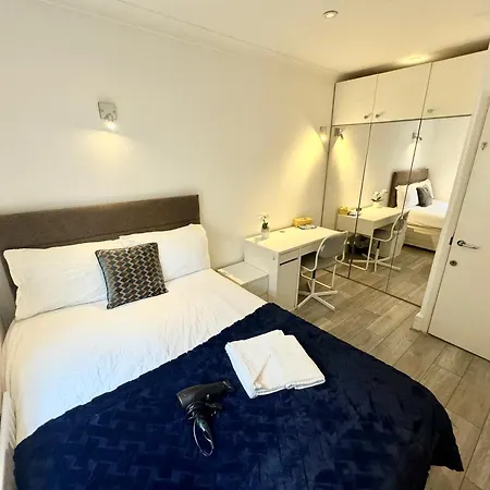 King'S Cross Private Bedrooms London Exterior photo